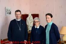 Conférence de Presse avec Monseigneur Rivière.