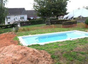 Saône et Loire et au-delà :  Un cauchemar quotidien pour une piscine rêvée Création d’un collectif de défense