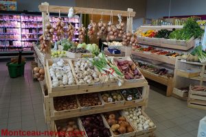 L’atelier du coin fabrique des meubles sur mesure pour les entreprises