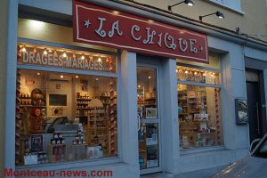 Retrouvez des bonbons de votre jeunesse à la Chique !
