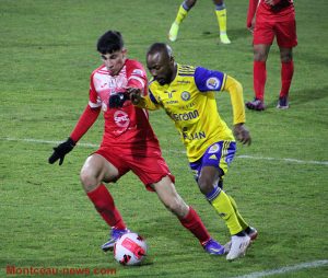 Football (National 3) : FC Gueugnon – FC Montceau (4-0)