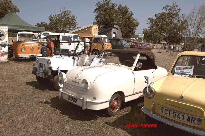 bull-car-2508247