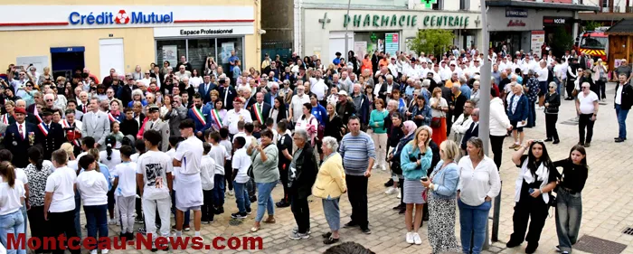 defile-liberation-montceau-07092416