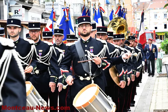 defile-liberation-montceau-0709244