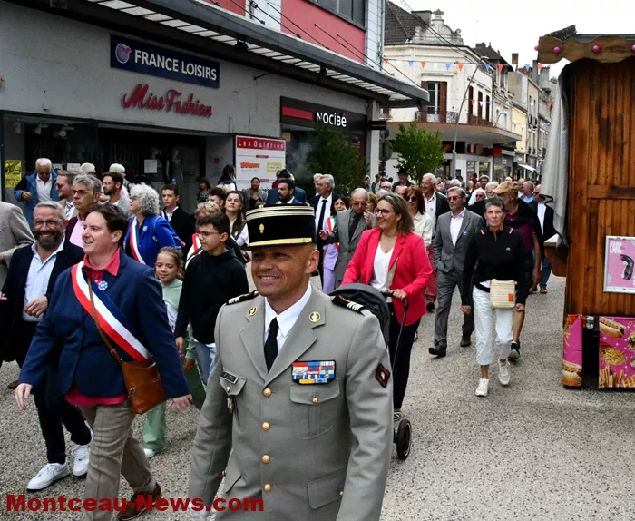 defile-liberation-montceau-0709249