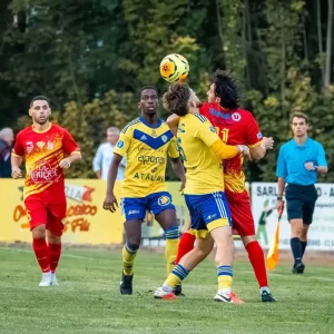 foot-resume-yanis-201024161025