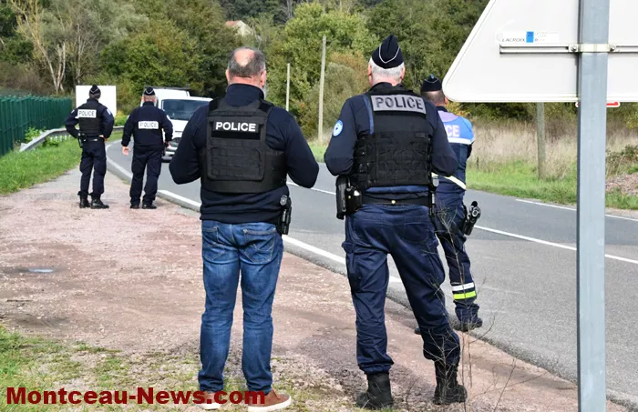 police-controle-16102413