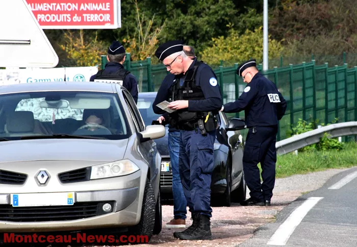 police-controle-16102417