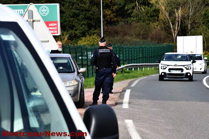 police-controle-16102418