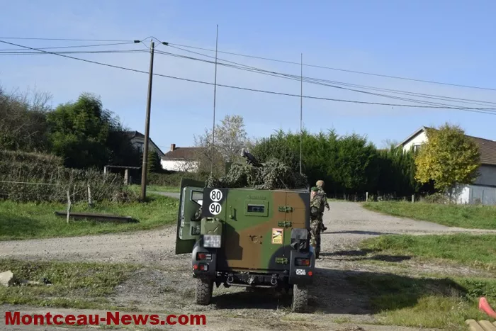 militaires-101124161033