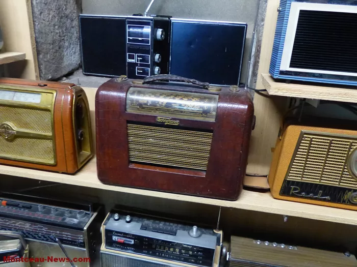 poste-radio-191124161030