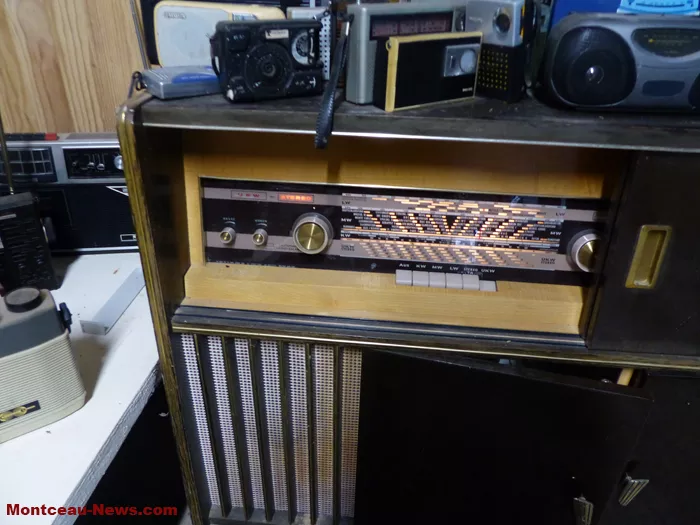 poste-radio-191124161040