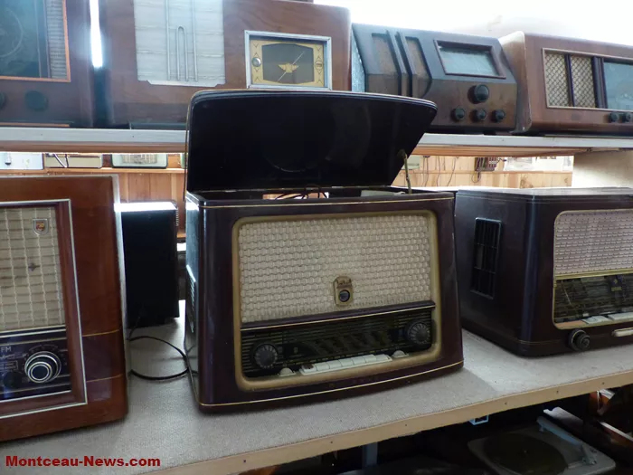 poste-radio-191124161077