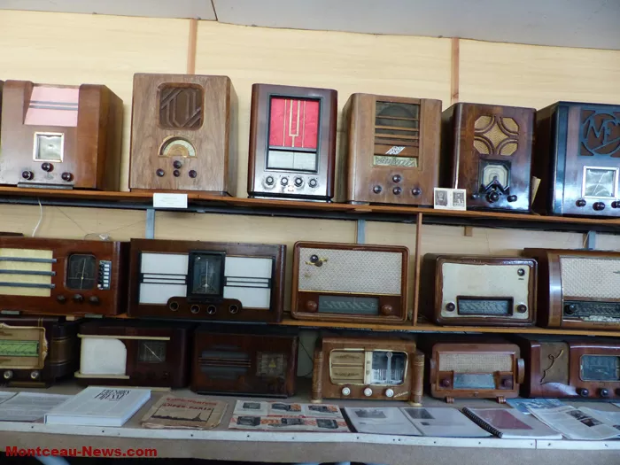 poste-radio-191124161081