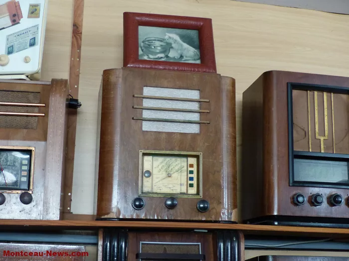 poste-radio-191124161096