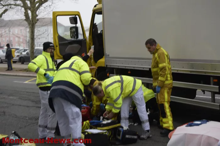 accident-mont-131224161025