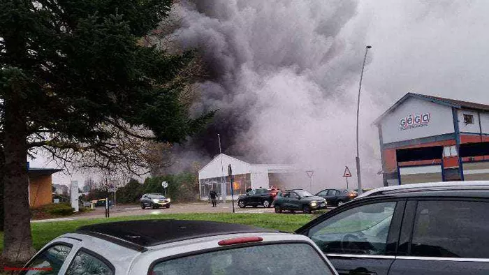 incendie-garage-renault-031224161026