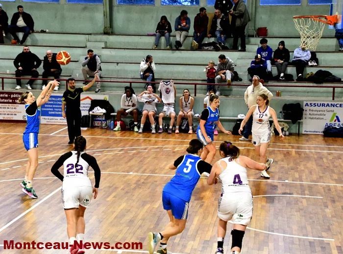 mont-basket-130125161029