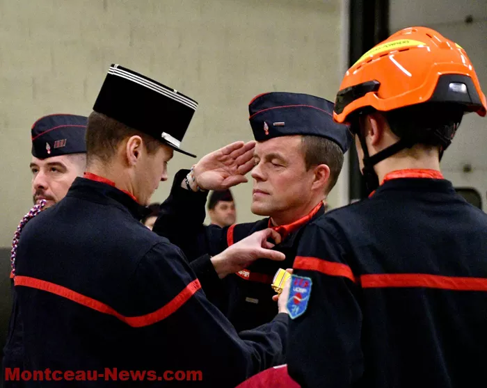 pompiers-mont-110125161033