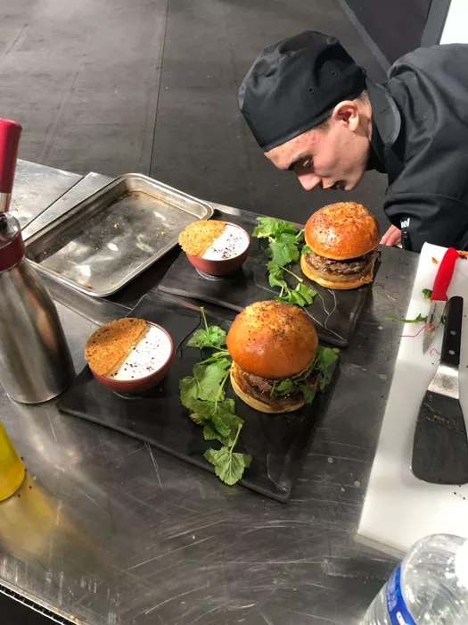 burger-040425161027