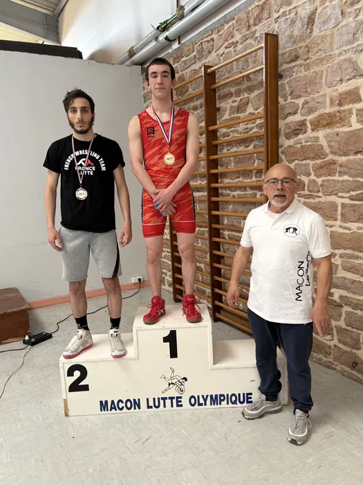 lutte-100425161026