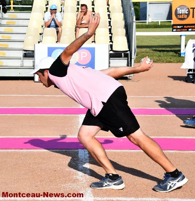 petanque-genelard-140625161033