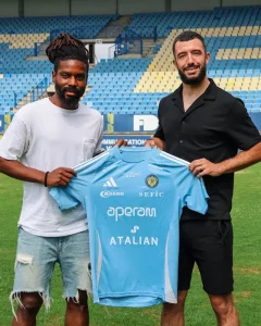 Football (Mercato)