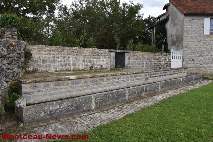 lavoir-st-huruge-300725161025