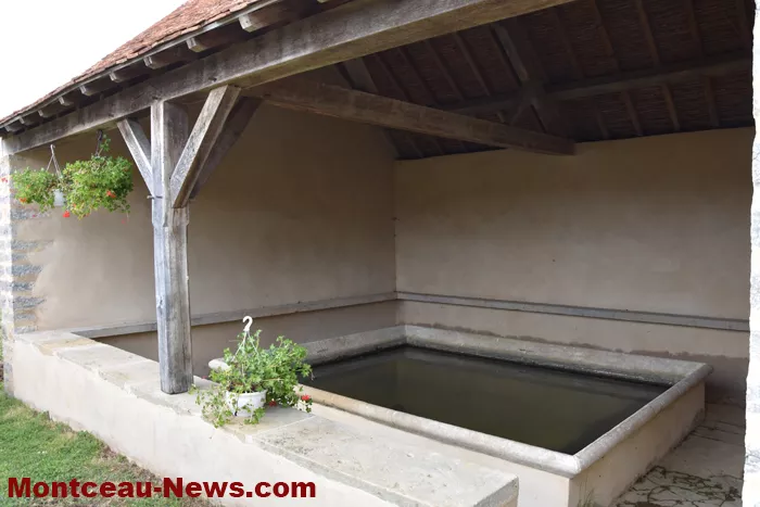 lavoir-st-huruge-300725161029
