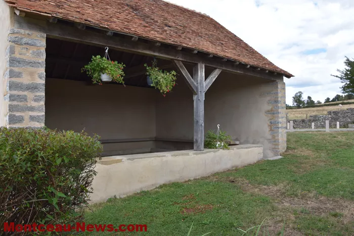 lavoir-st-huruge-300725161034