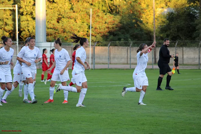 foot-filles-pompiers-230925161045