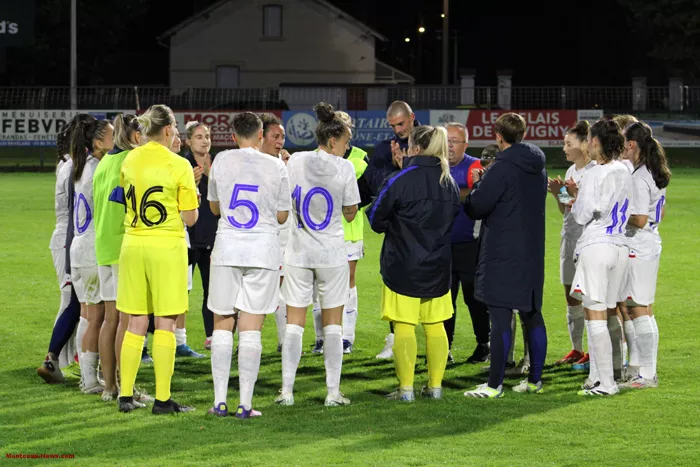foot-filles-pompiers-230925161048