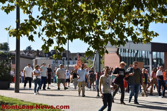 manif-creusot-180925161055