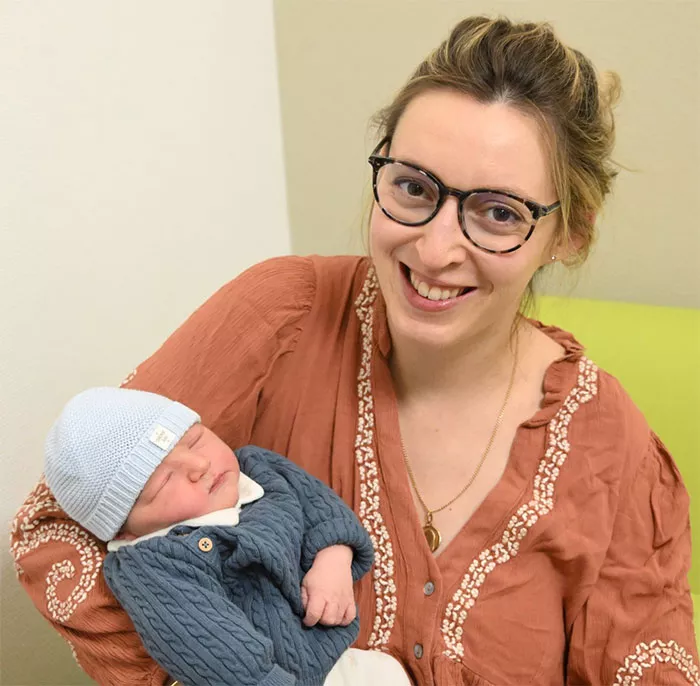 bebe-charles-0712251