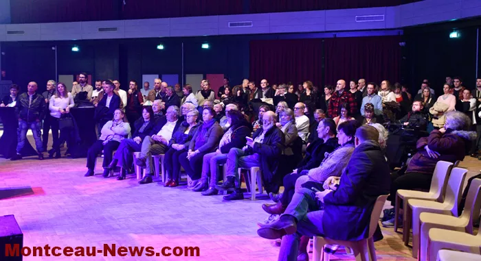 voeux-personnel-montceau-1601265