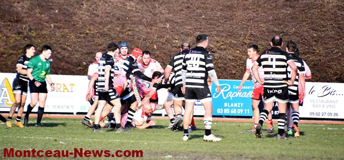 rugby-couches-08022610