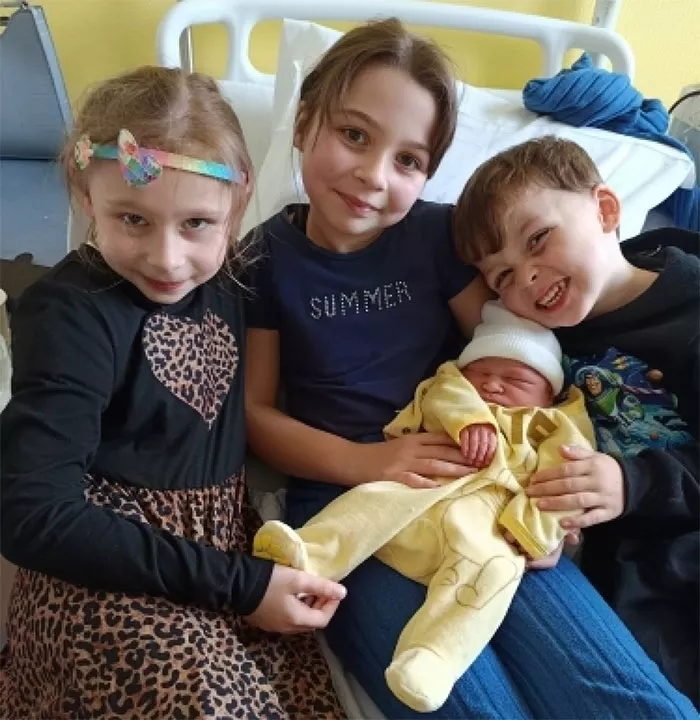 bebe-theilio-1003262