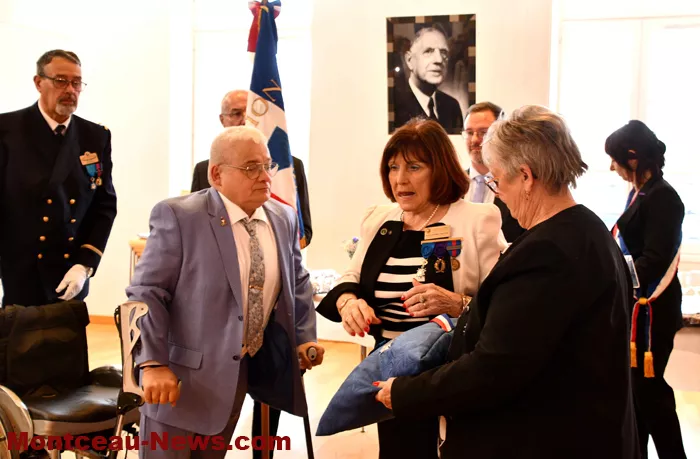 legion-dhonneur-montceau-04042612