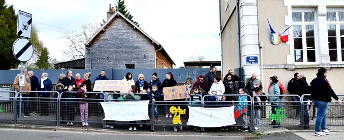 point-ecole-fermeture-0504261