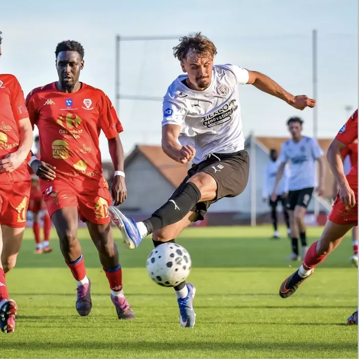 foot-yanis-1005261