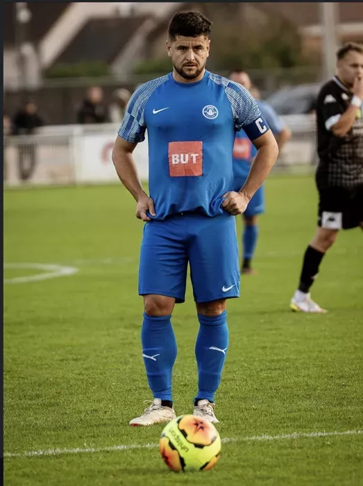 foot-yanis-1805261