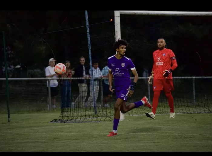 foot-yanis-1805262