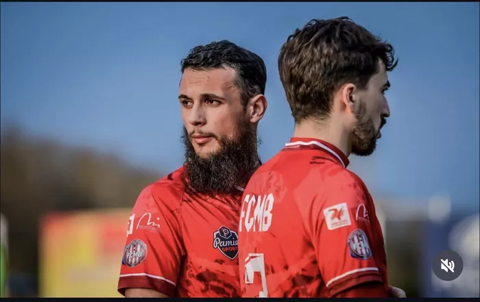 foot-yanis-2506262
