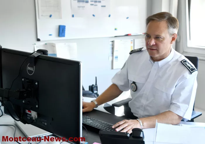 commissaire-2307261