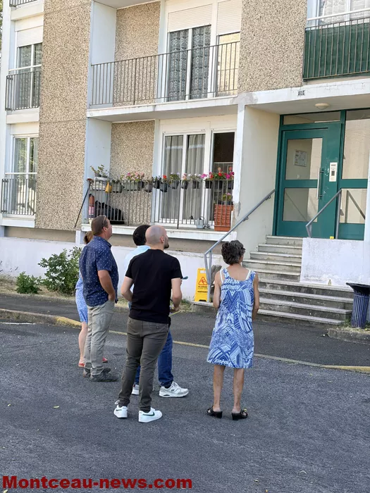 maison fleuris-09072668