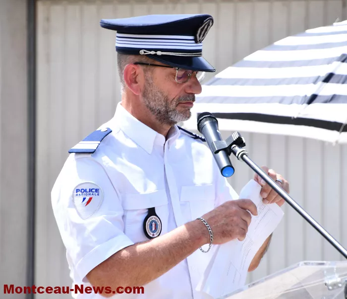 nouveau-commissaire-08072610