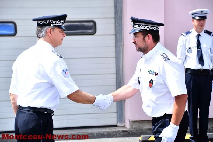 nouveau-commissaire-08072612