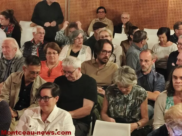 zele-adj-1909262